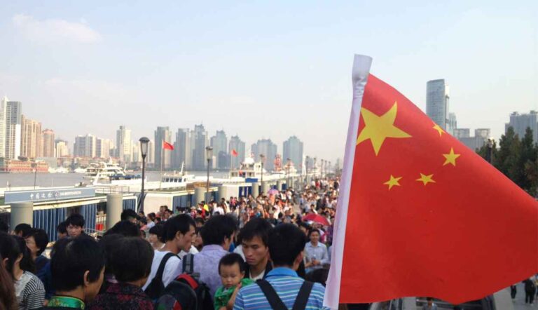 Las oportunidades y los riesgos del impulso de China