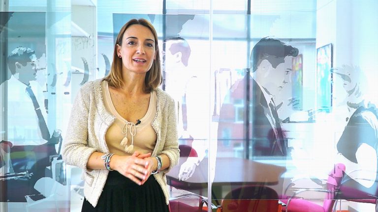 El síndrome de la tiara que afecta a los trabajadores de hoy