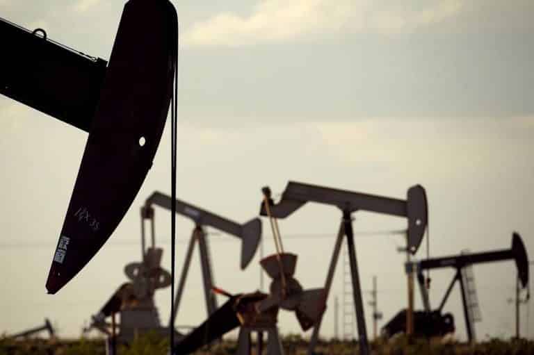 Arabia Saudí eleva producción de petróleo de la OPEP a niveles históricos