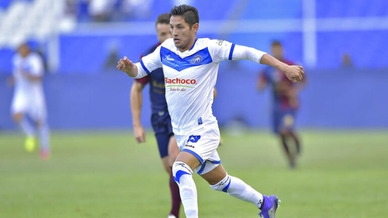 NUEVO TIBURÓN: Angel Reyna es nuevo jugador del Veracruz