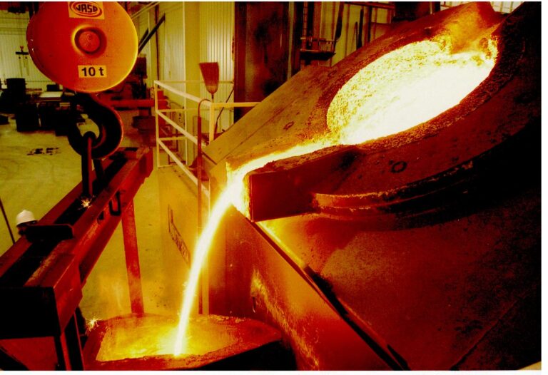 ¿Pero qué les ha pasado a mis Arcelor Mittal? suben y Acerinox se hunde